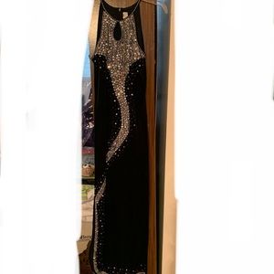 Black velvet dress with split